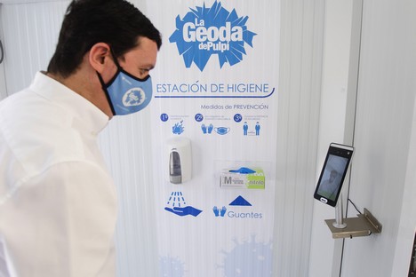 Visita Geoda de Pulpí Presidente. Alcalde Juan Pedro García. Ángeles. Panorámicas Geoda.