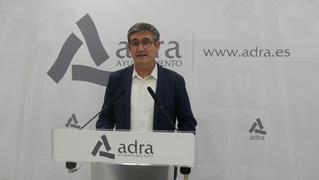 201125 Manuel Cortés celebra la adjudicación de la segunda fase de limpieza del Río Adra