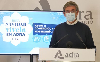201216 El Ayuntamiento lanza la campaña 'Esta Navidad vívela en Adra' para apoyar al comercio local (1)