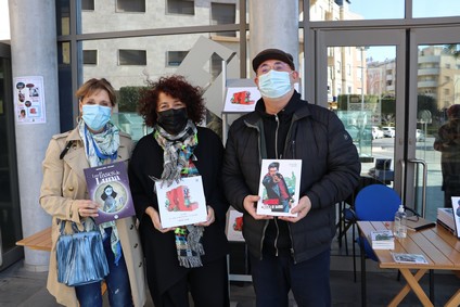 201219 FIRMA LIBROS 1