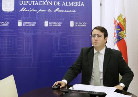 Fernando Giménez durante el Consejo de Turismo (1)