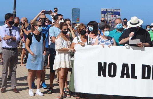 210808 CONCENTRACIÓN BALERMA PLAYA 4