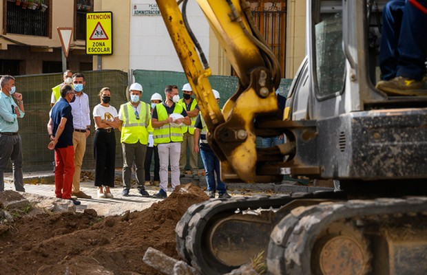 La imagen tiene un atributo ALT vacío; su nombre de archivo es obras-plaza-administracion7.jpg