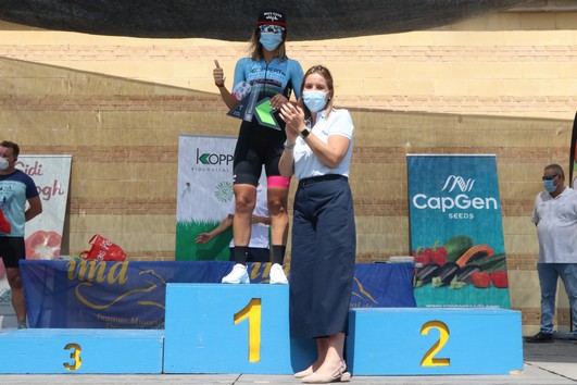 La imagen tiene un atributo ALT vacío; su nombre de archivo es 5.jpg