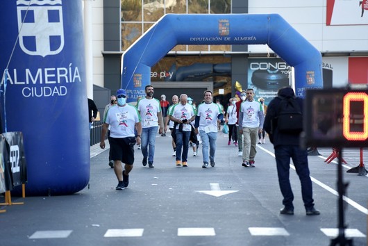 La imagen tiene un atributo ALT vacío; su nombre de archivo es 24-10-21-ALCALDE-CARRERA-SOLIDARIA-6-HORAS-NON-STOP-FUNDACION-JESUS-PEREGRIN-3.jpeg