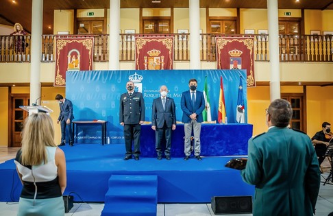 La imagen tiene un atributo ALT vacío; su nombre de archivo es ACTO-POLICIA-LOCAL-2.jpeg