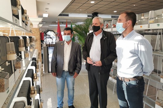 La imagen tiene un atributo ALT vacío; su nombre de archivo es AlcaldePresiAsociacionConcejalDeportes.jpg