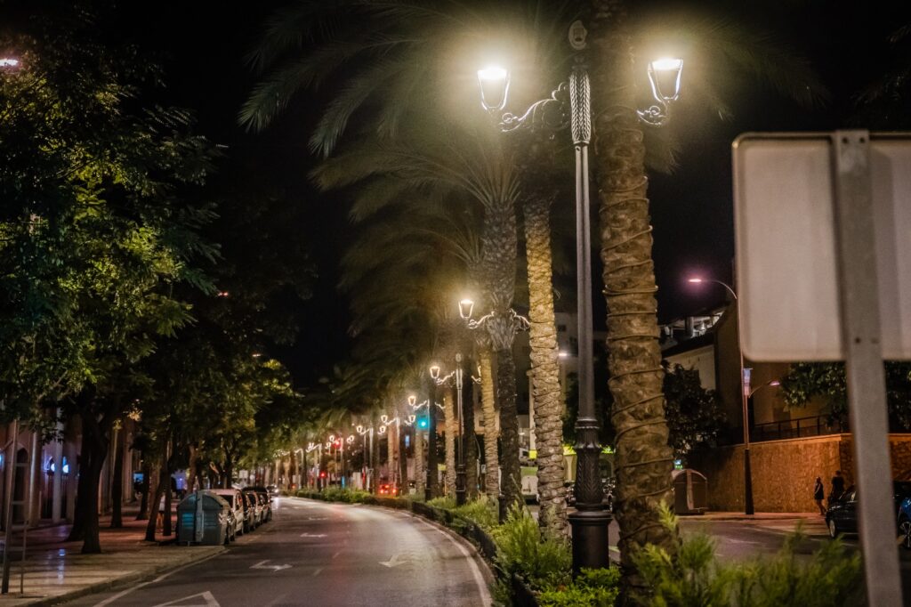 LUMINARIAS roquetas3