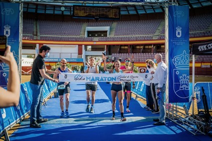 La imagen tiene un atributo ALT vacío; su nombre de archivo es MEDIA-MARATON-15-PAULA-RAMIREZ-PRIMERA-GENERAL.jpeg