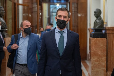 La imagen tiene un atributo ALT vacío; su nombre de archivo es MIGUEL-ANGEL-CASTELLON-EN-EL-CONGRESO.jpg