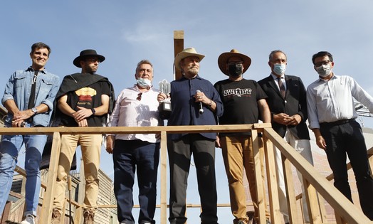 La imagen tiene un atributo ALT vacío; su nombre de archivo es Nero_Premio_TabernasdeCine_2.jpg