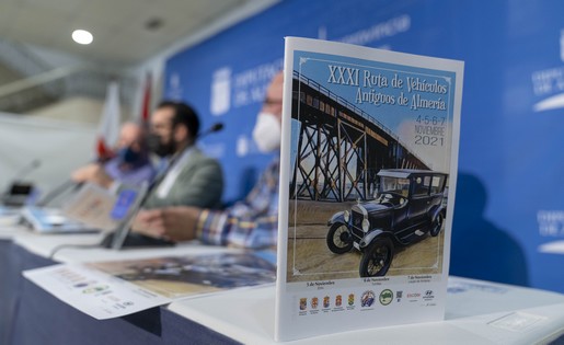 La imagen tiene un atributo ALT vacío; su nombre de archivo es Ruta-Coches-Antiguos.jpg