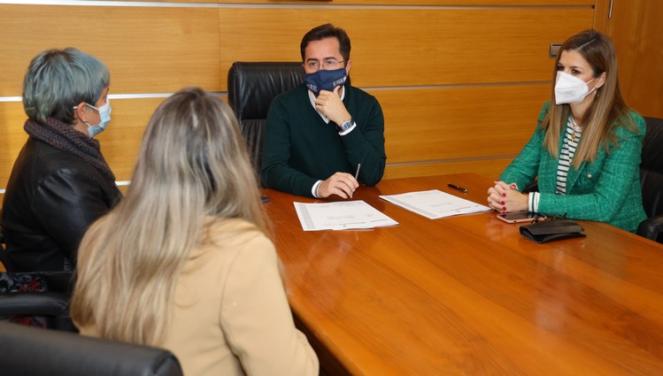 211211 FIRMA CONVENIO CUENTA CONMIGO 1