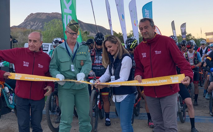 La imagen tiene un atributo ALT vacío; su nombre de archivo es 211212-Salida-Titan.jpeg