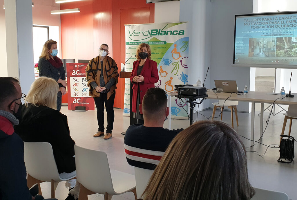 211220 Entrega Diplomas 01