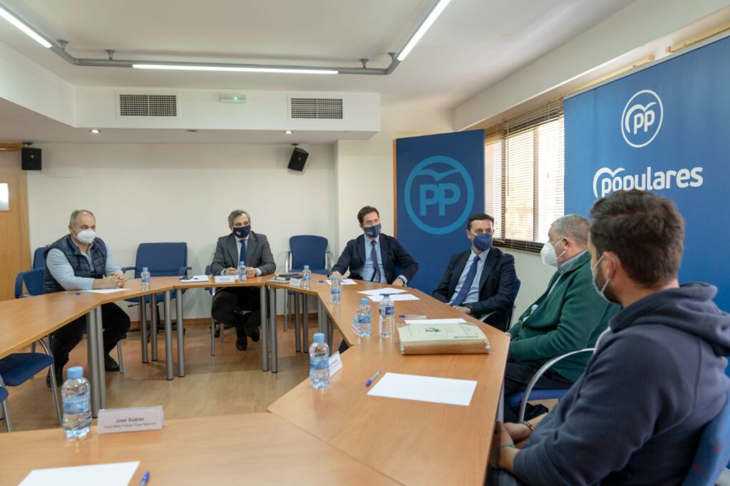 FOTO REUNIÓN PLAYA BALERMA 1