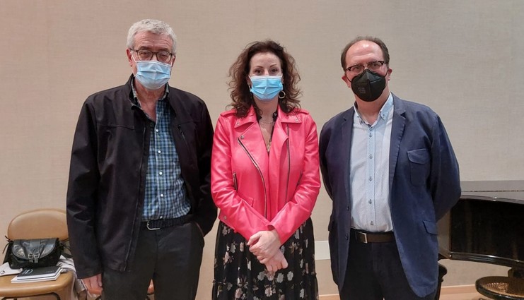 La imagen tiene un atributo ALT vacío; su nombre de archivo es Pedro-Mena-Enciso-Maria-del-Mar-Vazquez-y-Jose-Maria-Verdejo..jpg