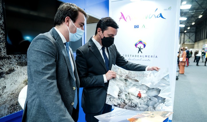 Fernando Giménez y Javier A. García en Fitur