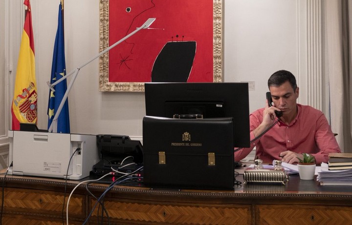 La imagen tiene un atributo ALT vacío; su nombre de archivo es PedroSanchezUcrania.jpg