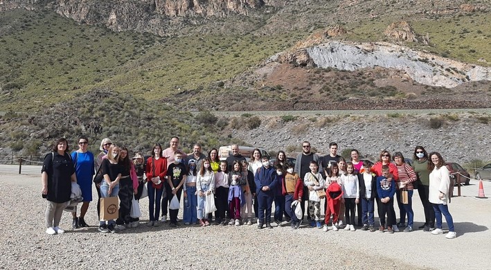 Estudiantes Erasmus en su visita a la Geoda de Pulpí