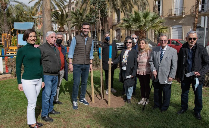 La imagen tiene un atributo ALT vacío; su nombre de archivo es 500_5230.jpg