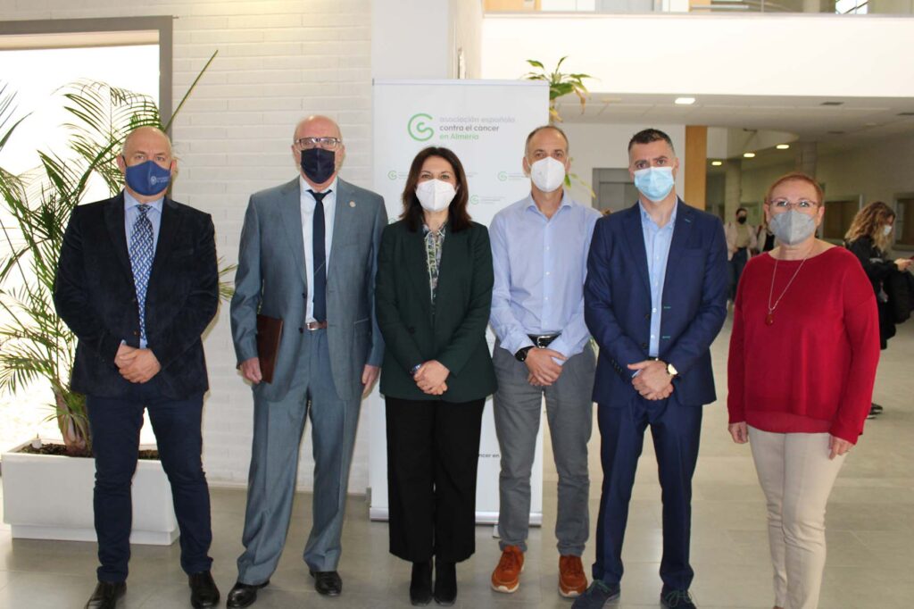 MESA REDONDA DÍA CÁNCER COLON