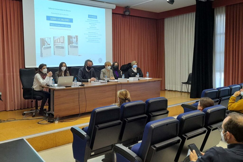 PRESENTACIÓN COLECCIÓN SOBRE LAS MUJERES