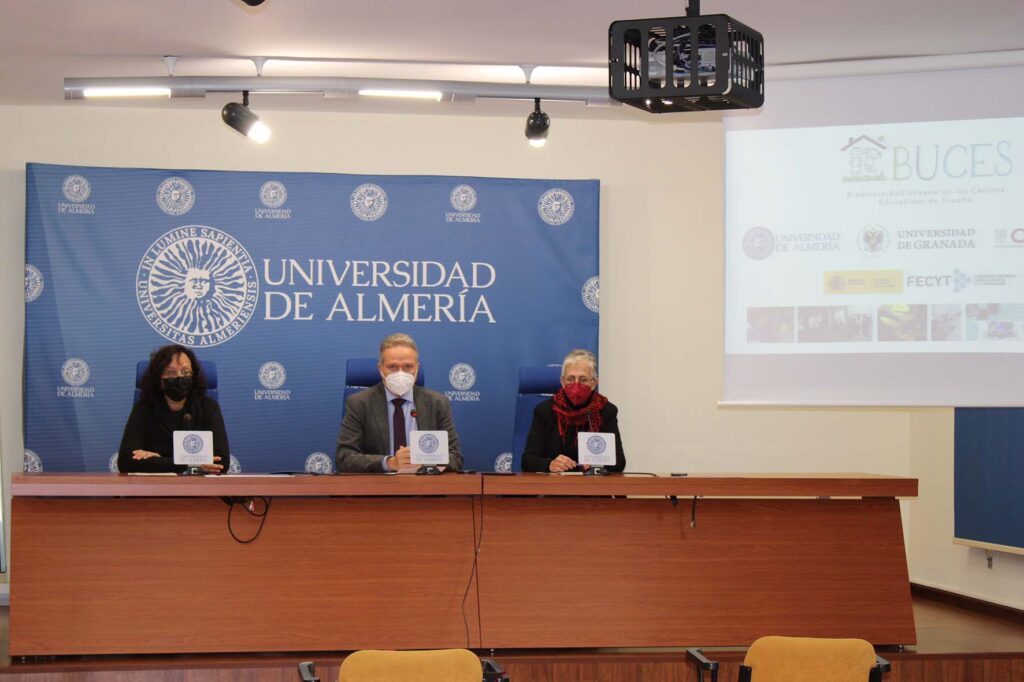 PRESENTACIÓN PROYECTO FECYT EN CENTROS EDUCATIVOS