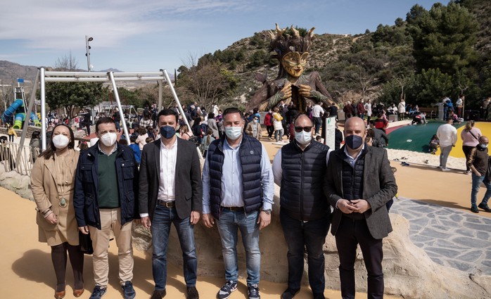 La imagen tiene un atributo ALT vacío; su nombre de archivo es Parque-3.jpg