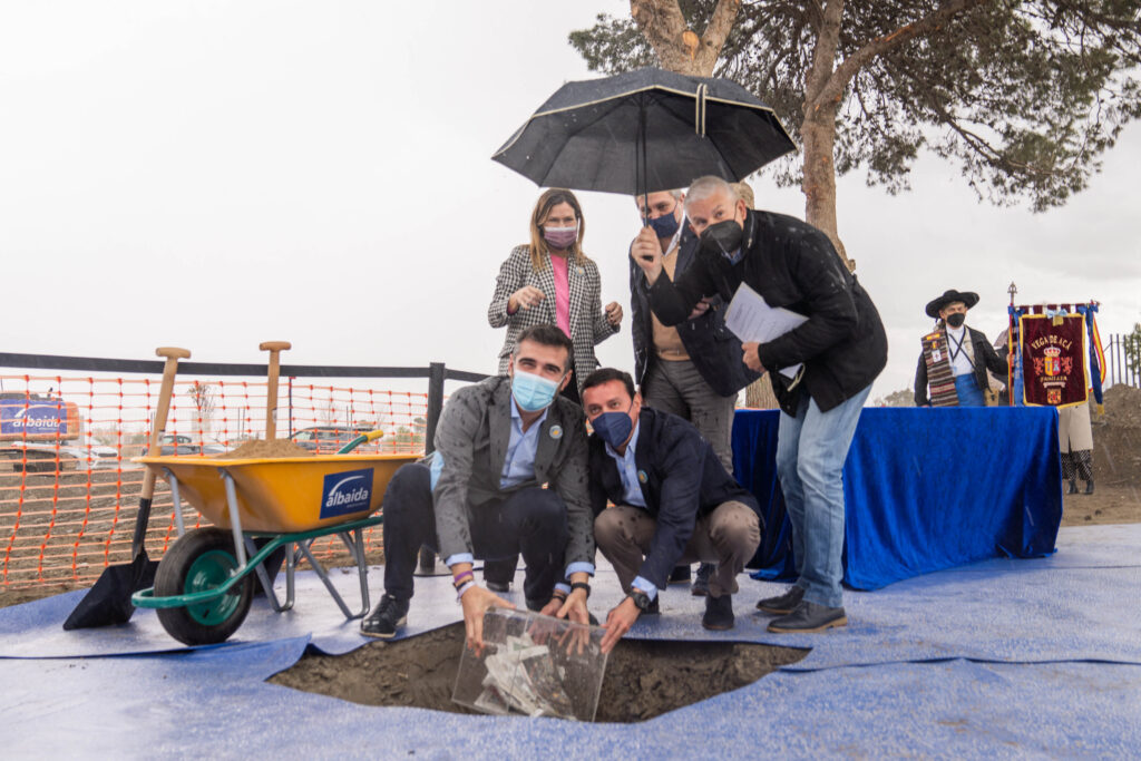 Primera Piedra de las obras del Eco Museo de la Vega de Almería

 
La Diputación de Almería y el Ayuntamiento de Almería convocan a los medios de comunicación al acto de colocación de Primera Piedra de las obras del Eco Museo de la Vega de Almería que tendrá lugar el lunes 21 de marzo a las 10.30 horas en el Parque del Andarax, Camino Jaúl Bajo s/n