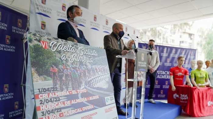 La imagen tiene un atributo ALT vacío; su nombre de archivo es Vuelta-Almeria-2.jpg