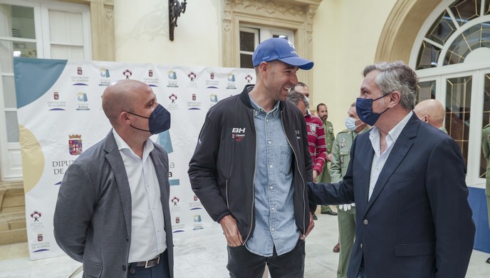 La imagen tiene un atributo ALT vacío; su nombre de archivo es Presentacion-Almeria-Activa-22-1.jpg