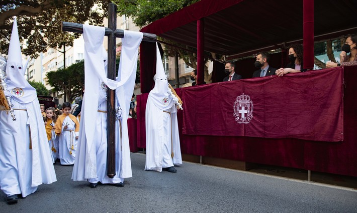 La imagen tiene un atributo ALT vacío; su nombre de archivo es Resucitado-Domingo-de-Resurreccion-3.jpg