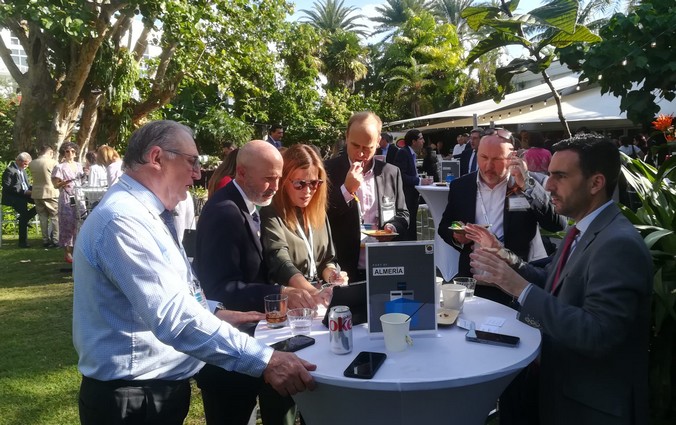 Seatrade Cruise Miami. Reunión Saga Cruises. Pte APA y Concejales Auuntamiento Almería