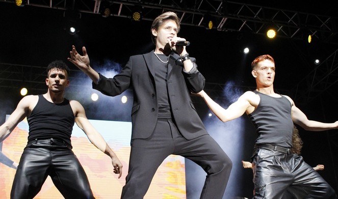 220501 Carlos Baute 02