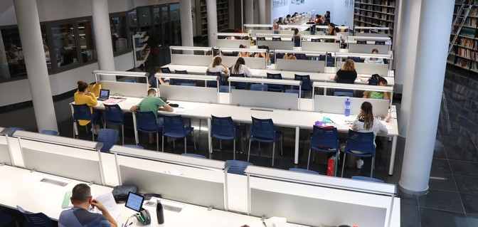 220509 BIBLIOTECA SALA DE ESTUDIO