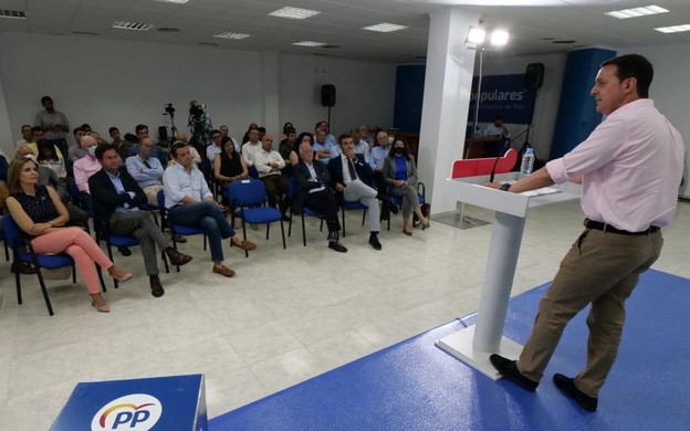 La imagen tiene un atributo ALT vacío; su nombre de archivo es CONSEJO-ALCALDES-PP-2.jpg