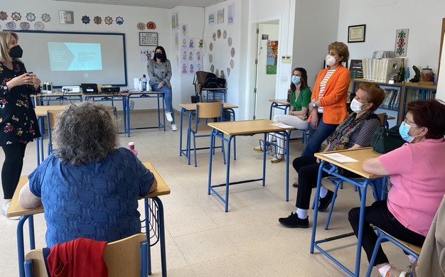 Charla mayores en Pulpí