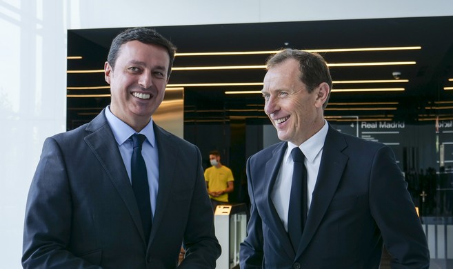 La imagen tiene un atributo ALT vacío; su nombre de archivo es Costa-de-Almeria-y-Fundacion-Real-Madrid-2.jpg