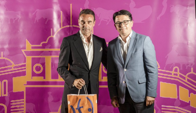 Enrique Ponce 30 años de arte y maestría (2)