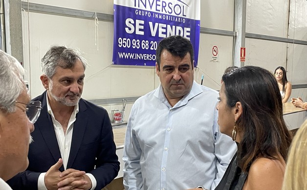 La imagen tiene un atributo ALT vacío; su nombre de archivo es IMG_4055.jpg