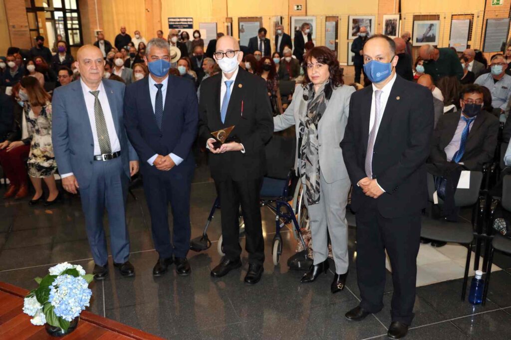 Manuel López Muñoz, en el centro de la imagen.