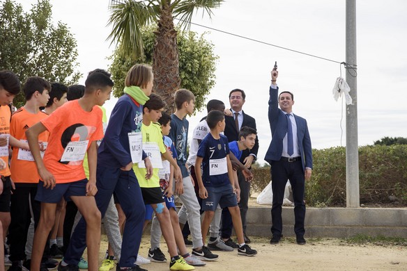 La imagen tiene un atributo ALT vacío; su nombre de archivo es Imagen-de-archivo-de-una-actividad-deportiva-en-El-Ejido-con-alcalde-y-presidente.jpg