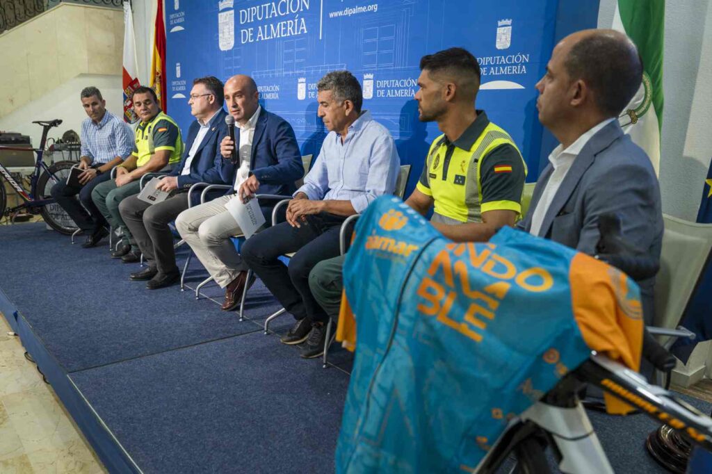 Presentación de La Indomable de Berja
 
La Diputación de Almería convoca a los medios de comunicación a la presentación de la VI edición de la Marcha Cicloturista Internacional Sierra de La Alpujarra – La Indomable.

En la presentación intervendrán el diputado de Deportes, José Antonio García; el alcalde de Berja, José Carlos Lupión y Manuel Céspedes, del Club Ciclista de Berja.