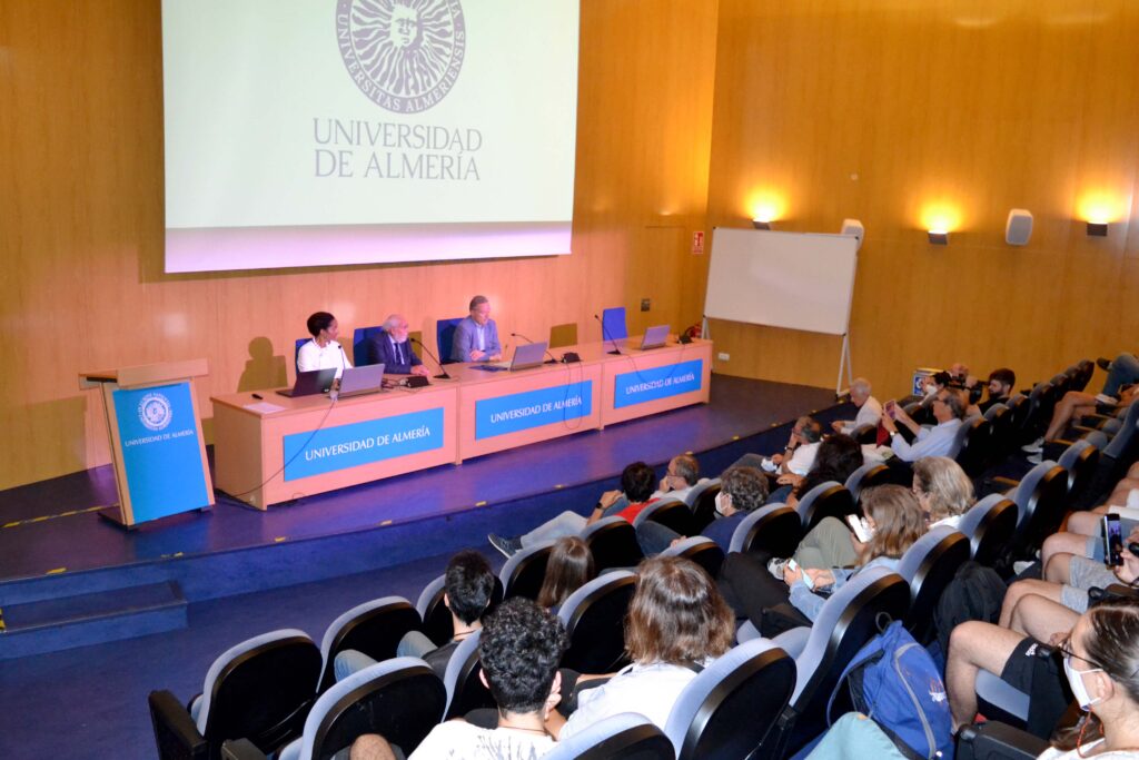 VISITA MICHEL MAYOR PREMIO NOBEL2 FÍSICA