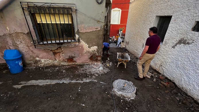 pavimento calle Los Almendros Berja 1