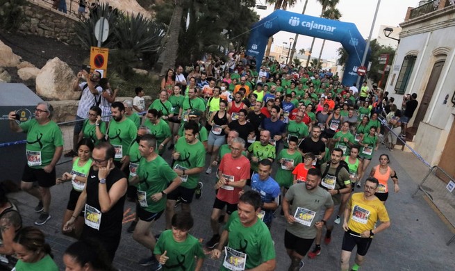 La imagen tiene un atributo ALT vacío; su nombre de archivo es 220710-Carrera-Nocturna-Contra-el-Cancer-1.jpeg
