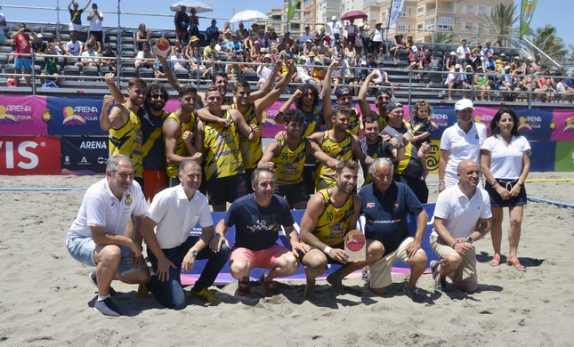 La imagen tiene un atributo ALT vacío; su nombre de archivo es 220717-campeon-masculino-4.jpg