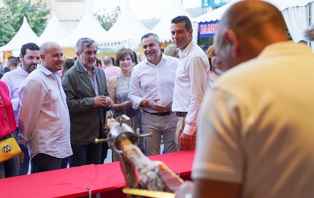 9bb18111-b655-4439-8411-d30f193faf01