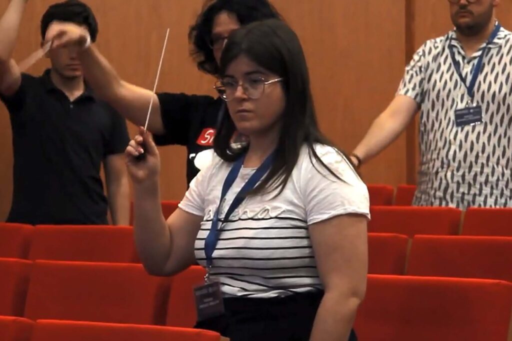 FOTO 3 JULIO 12 2022 SEGUNDO DÍA CURSO VERANO TALLER ORQUESTA